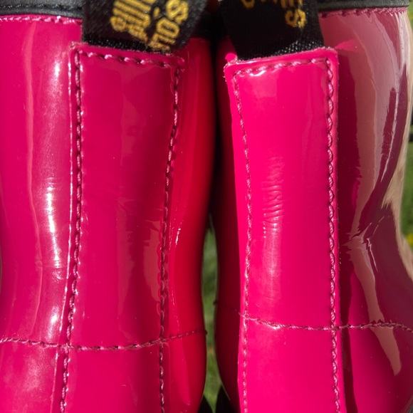 Hot Pink Dr Martens 1460 SOLD OUT ONLINE! - Picture 5 of 7